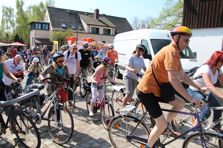 Tolle Stimmung bei Lübarser Fahrrad-Rallye