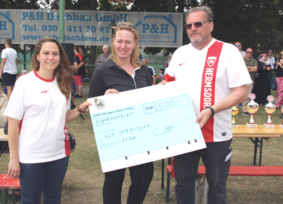 Ran an den Ball: Unterstützung für Jugend-Fußballturnier des VfB Hermsdorf