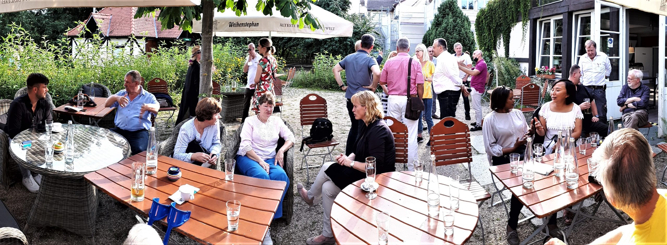 Mitglieder und Gäste beim Sommerfest 2021 der Initiative Reinickendorf